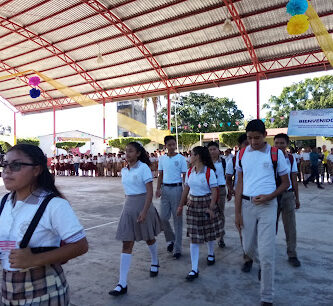 Escuela Secundaria Tecnica 18