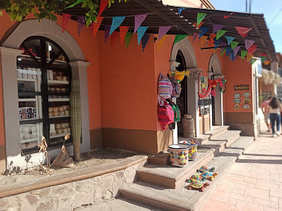 Souvenirs y Artesanias en Loreto