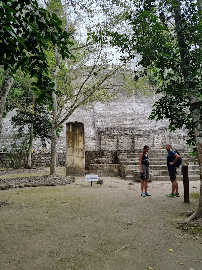 Puerta calakmul