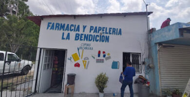 Farmacia y papeleria